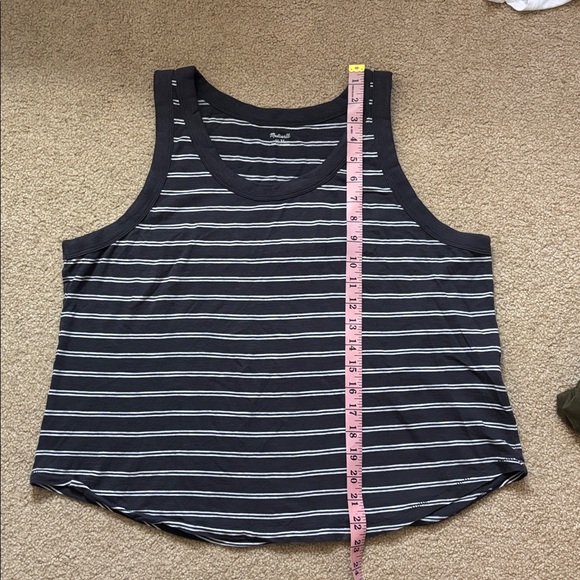 3 Madewell Whisper tanks - Picture 3 of 4